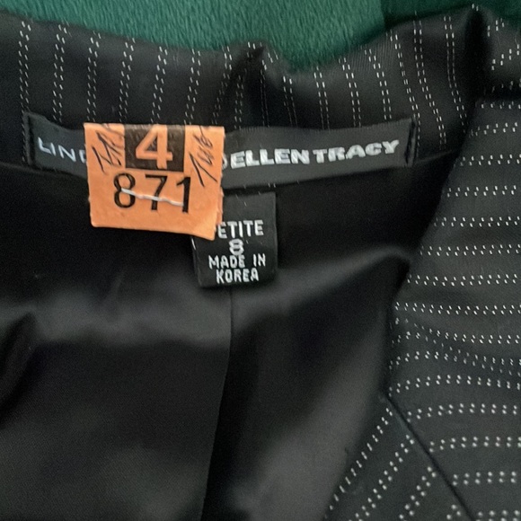 Ellen Tracy blazer - Picture 2 of 2